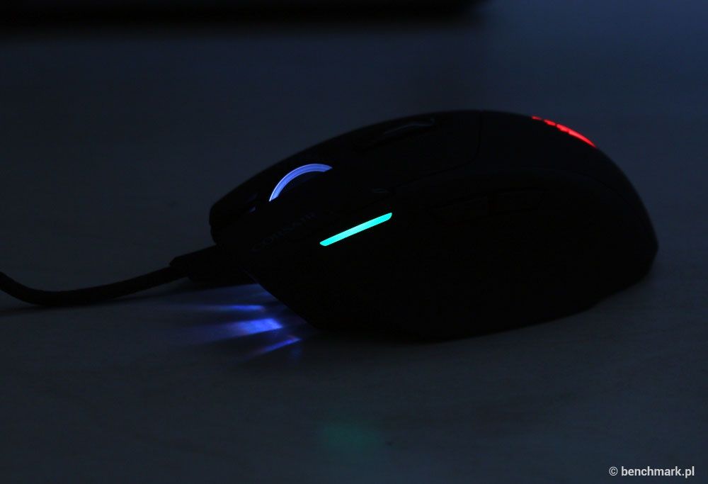 Corsair Sabre Optical RGB - strefy podświetlenia
