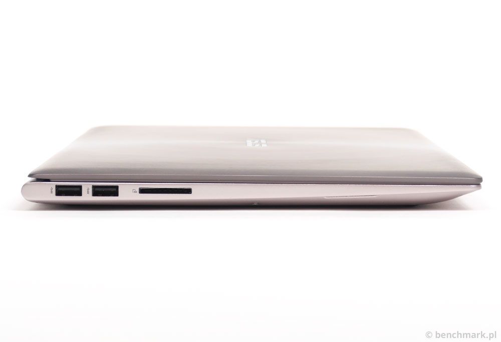 Asus Zenbook UX303LN lewy bok