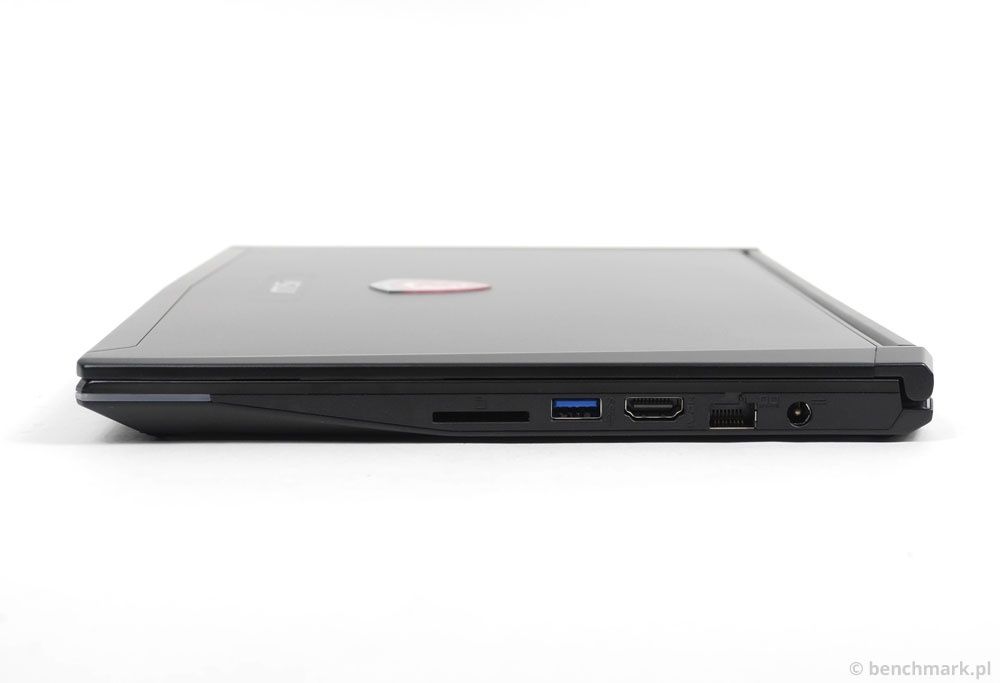 MSI GS30 Shadow prawy bok