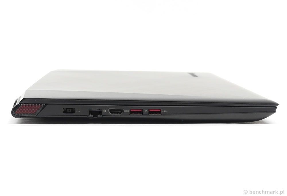 Lenovo Y50-70 lewy bok