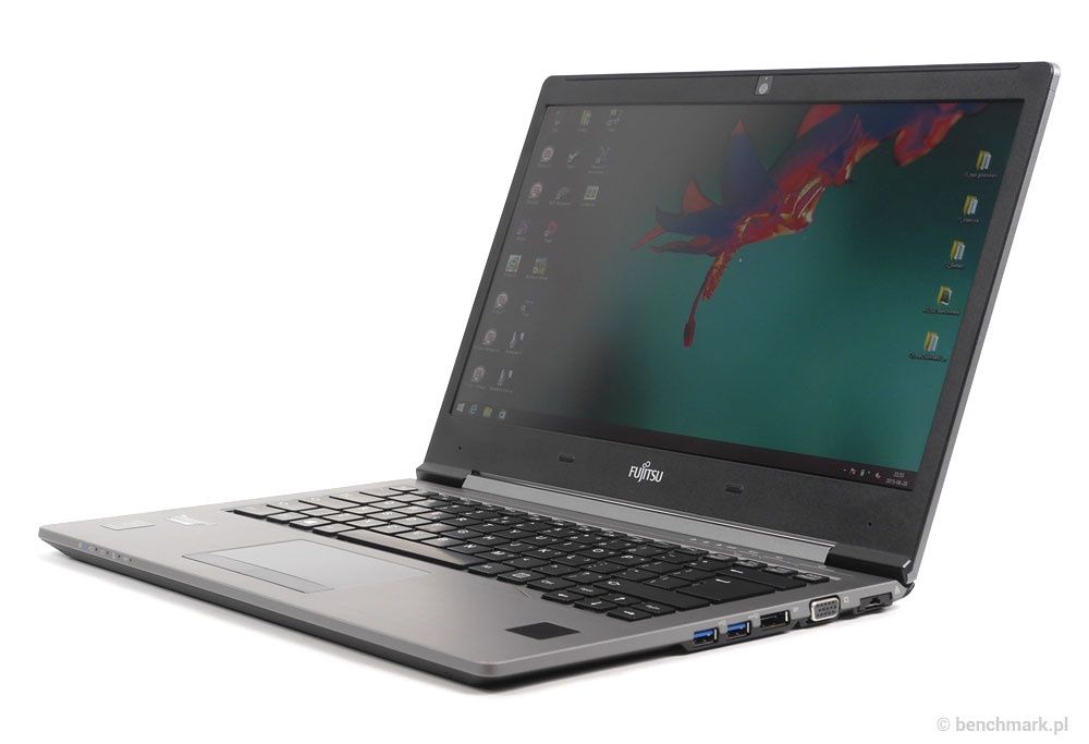 Fujitsu Lifebook U745 profil przód