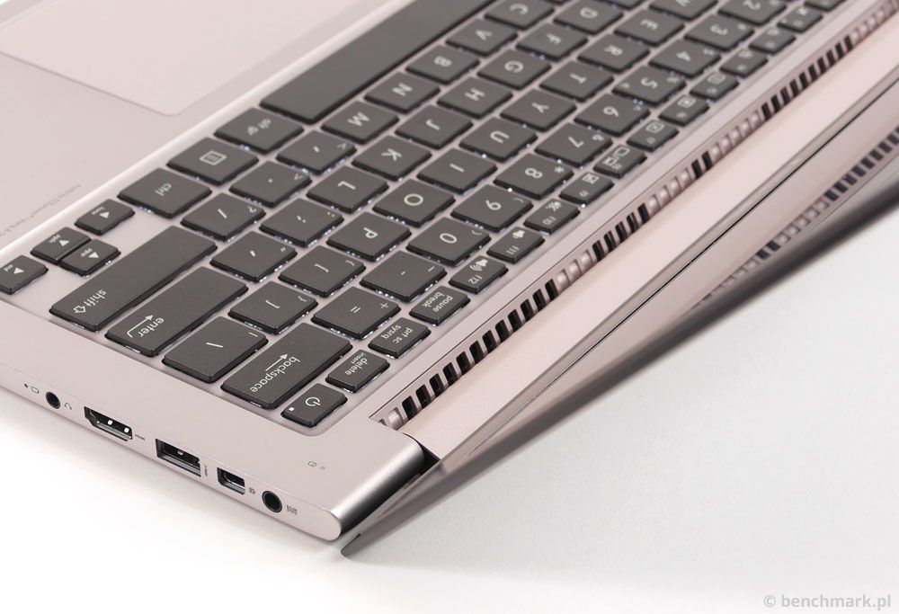 Asus Zenbook UX303LN klawiatura