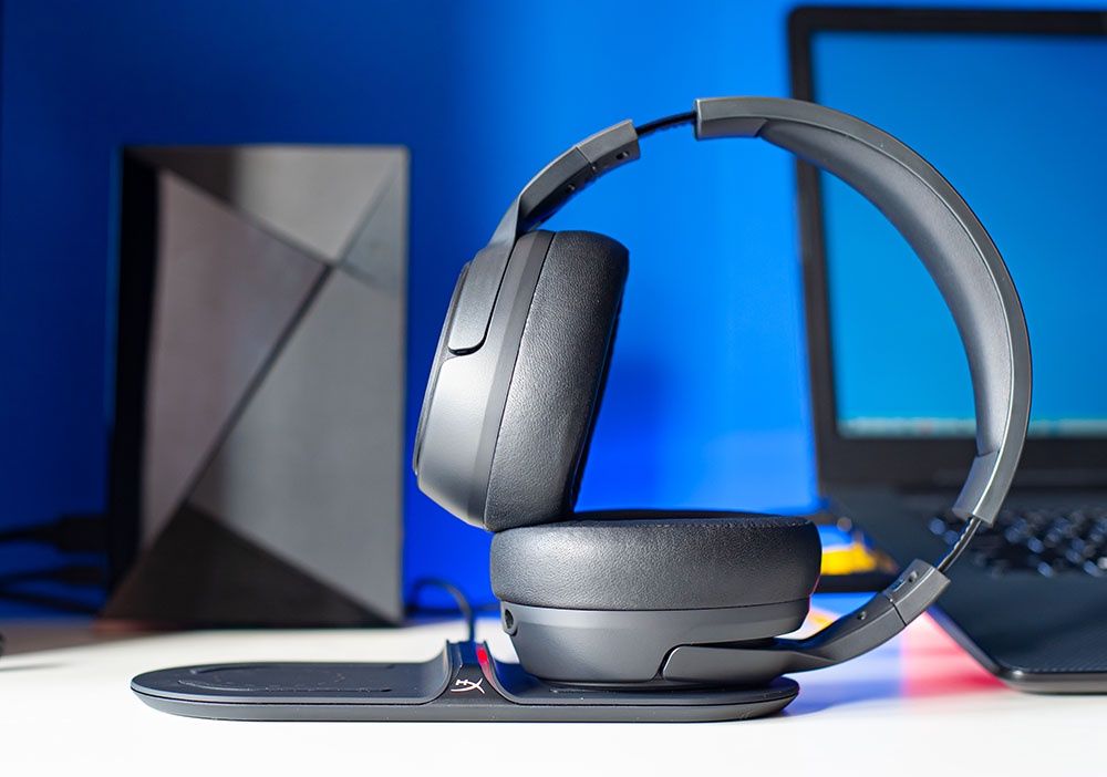 HyperX Cloud Flight S - ze stacją ładującą