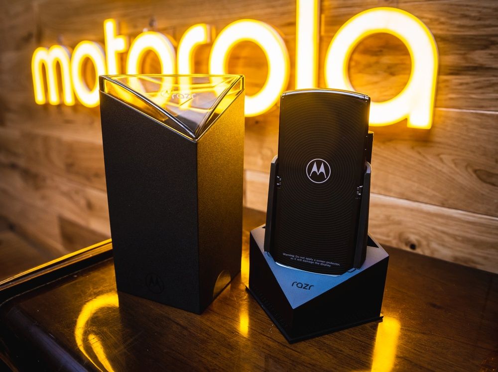 Motorola RAZR 2019 pudełko