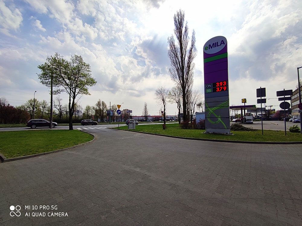 Zdjęcie z aparatu tylnego, ultraszerokokątnego (0,6x)