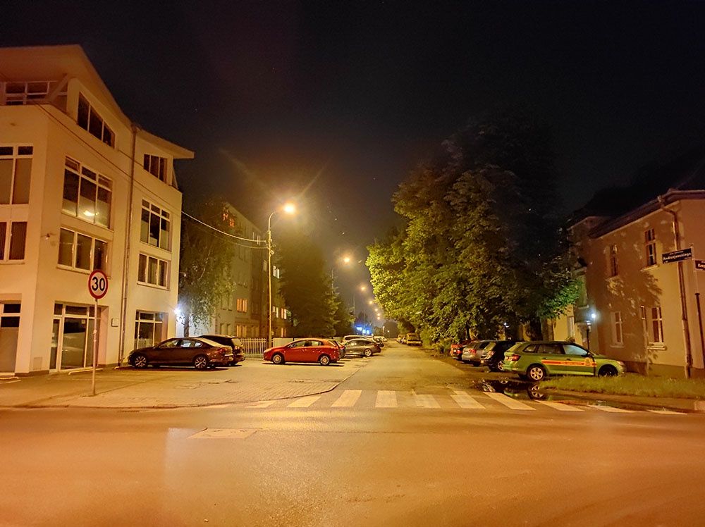 aparat podstawowy, tryb nocny
