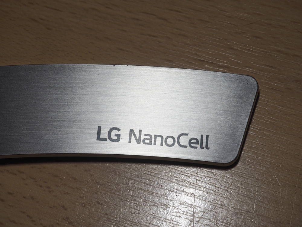 LG 55SM9800 - podstawa telewizora NanoCell