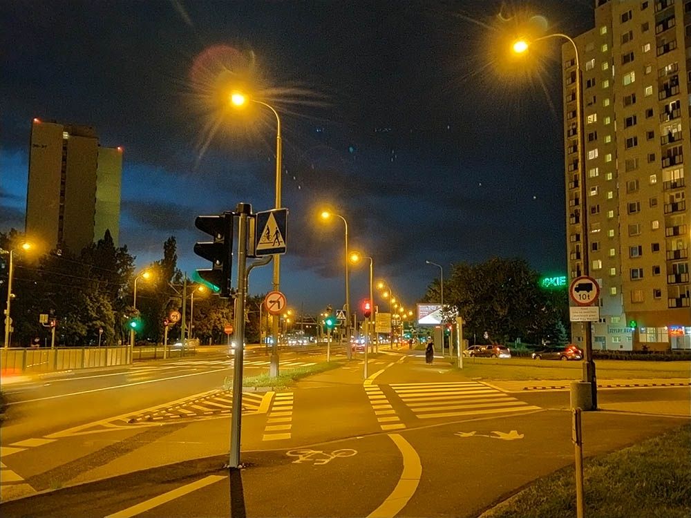 smartfon 4