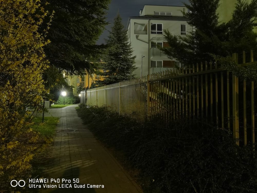 Huawei P40 Pro nocne statyw