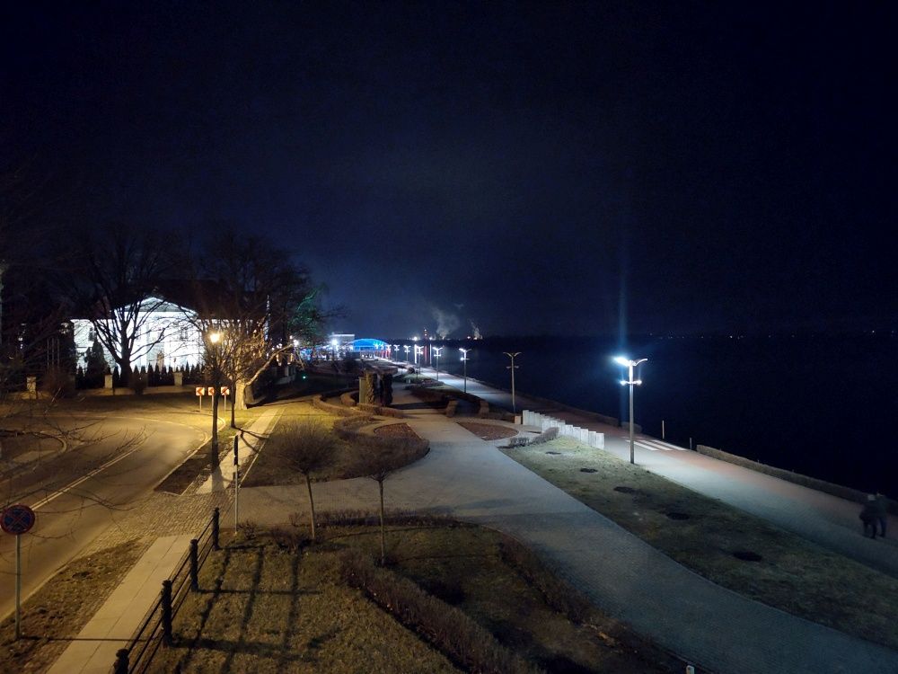Motorola Edge 30 Pro zdjęcie