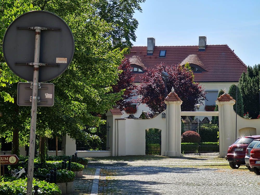 teleobiektyw (powiększenie optyczne 5x)