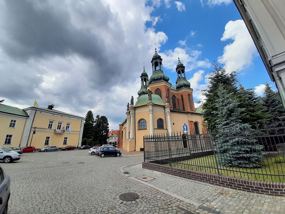 aparat tylny, ultraszerokokątny