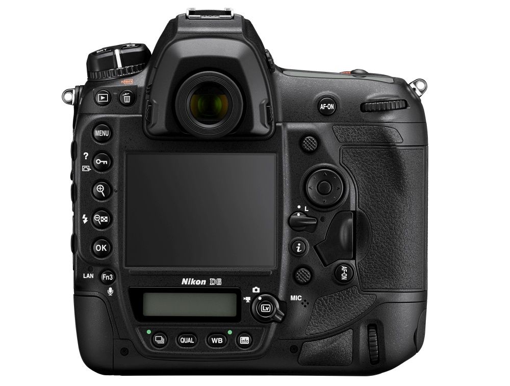 Nikon D6 tył