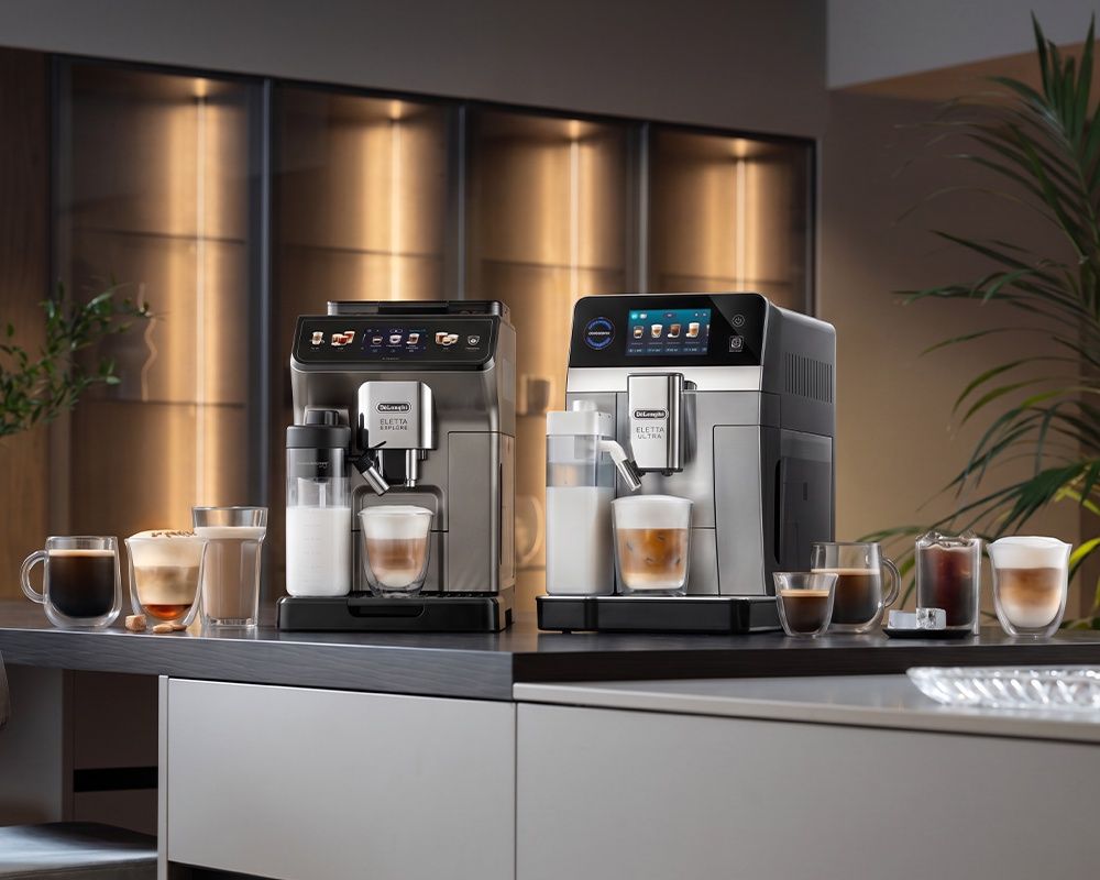 Ekspresy De’Longhi Eletta Ultra czy Eletta Explore z kawami - zdjęcie.