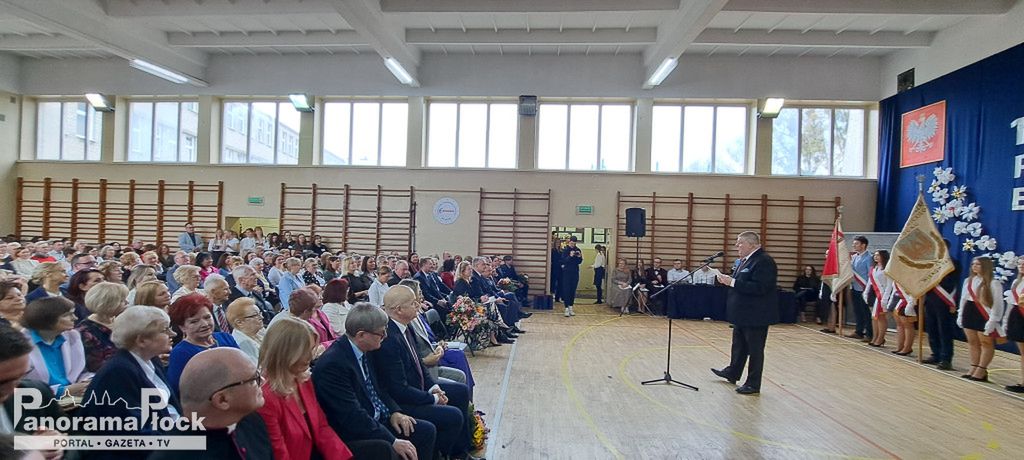 100-lecie i troszeczkę Zespołu Szkół Ekonomiczno-Kupieckich w Płocku