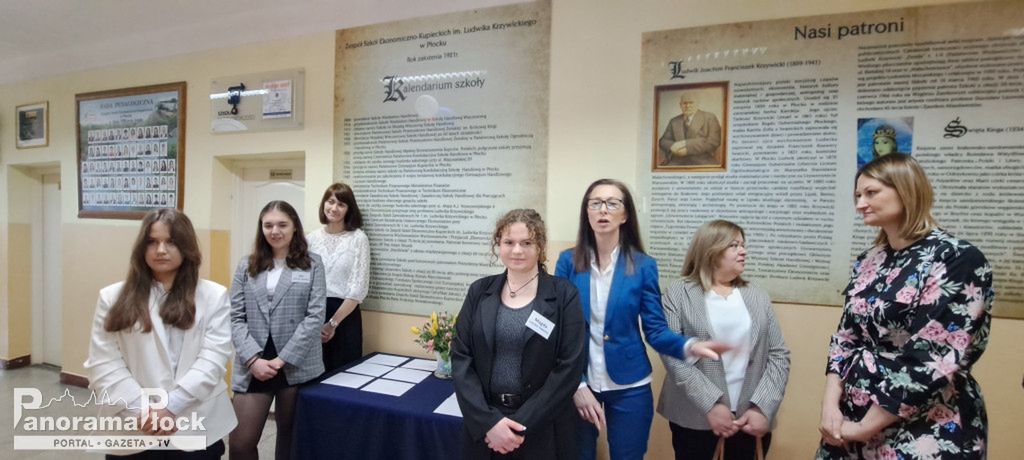 100-lecie i troszeczkę Zespołu Szkół Ekonomiczno-Kupieckich w Płocku