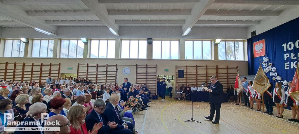 100-lecie i troszeczkę Zespołu Szkół Ekonomiczno-Kupieckich w Płocku