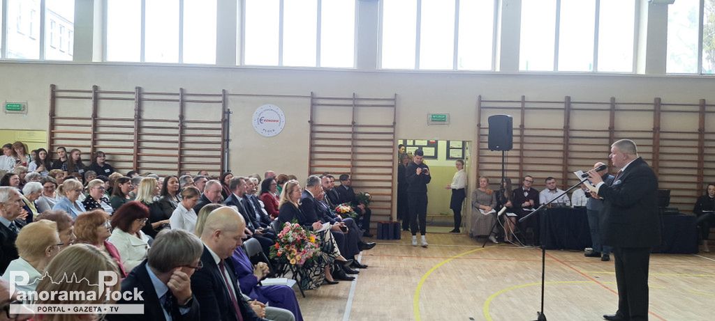 100-lecie i troszeczkę Zespołu Szkół Ekonomiczno-Kupieckich w Płocku