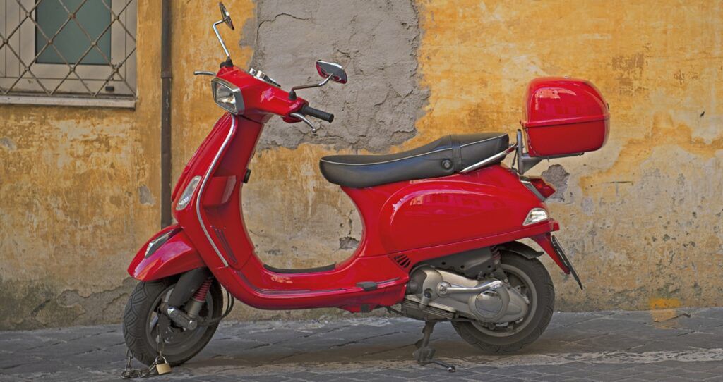 skuter vespa włochy