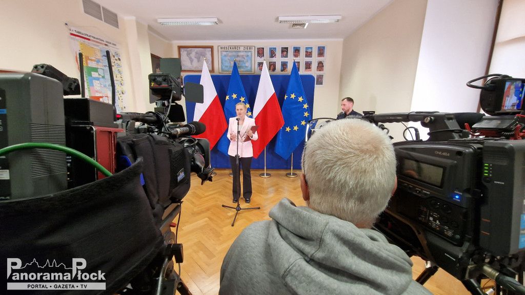 Wizyta Ministry Barbary Nowackiej w Małachowiance