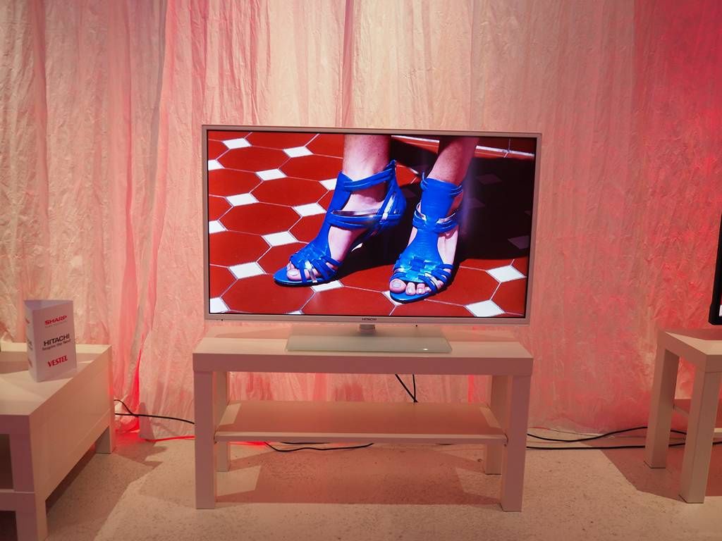 Hitachi 60Hz