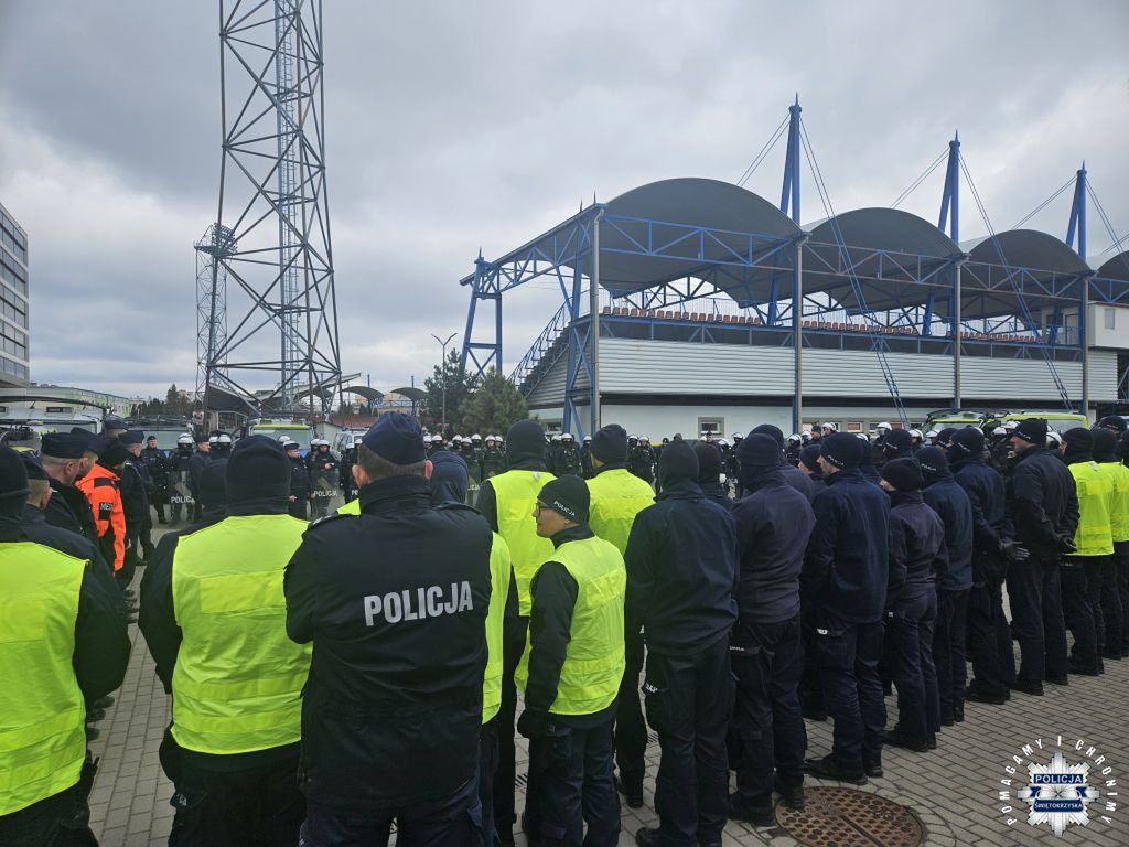Zdjęcia z ćwiczeń policji