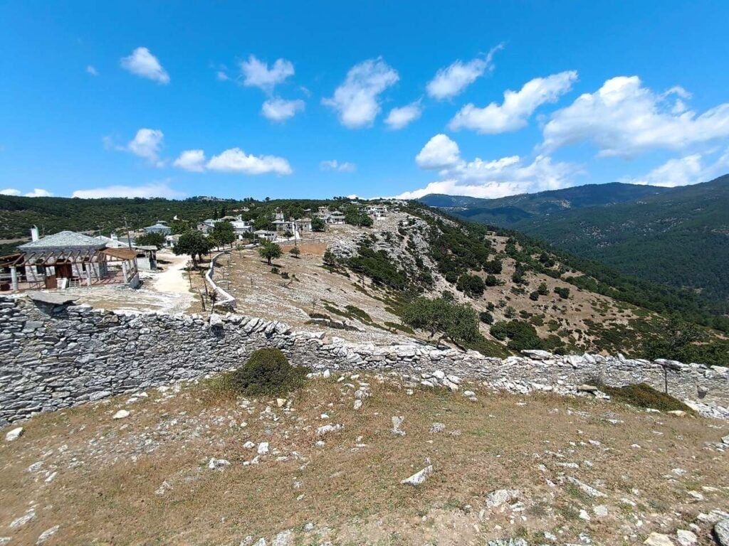 Opuszczone miasto Kastro Thassos