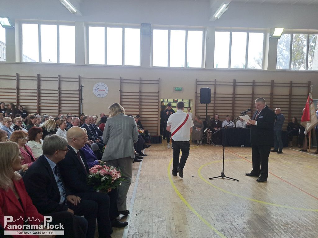 100-lecie i troszeczkę Zespołu Szkół Ekonomiczno-Kupieckich w Płocku