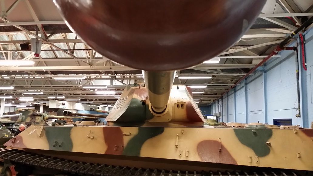 Spotkanie z Wargaming w muzeum w Bovington - lufa czołgu