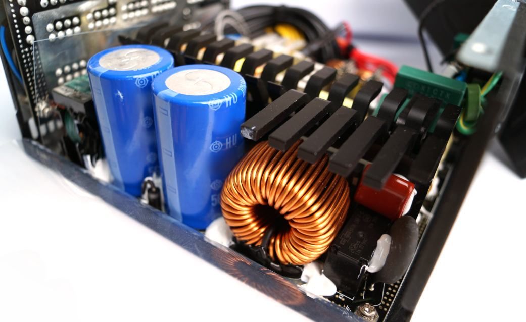 Zalman ARX 1200 zasilacz