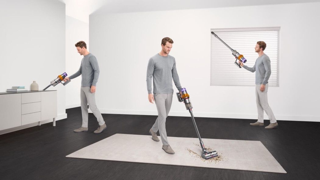 Dyson V15