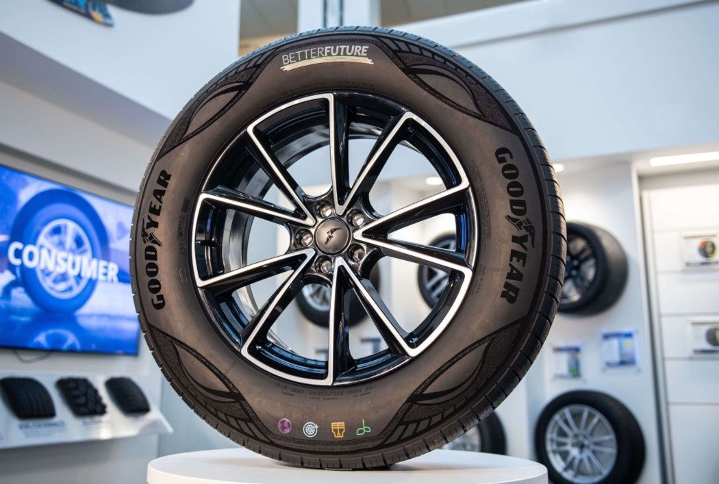 Opona Goodyear 90