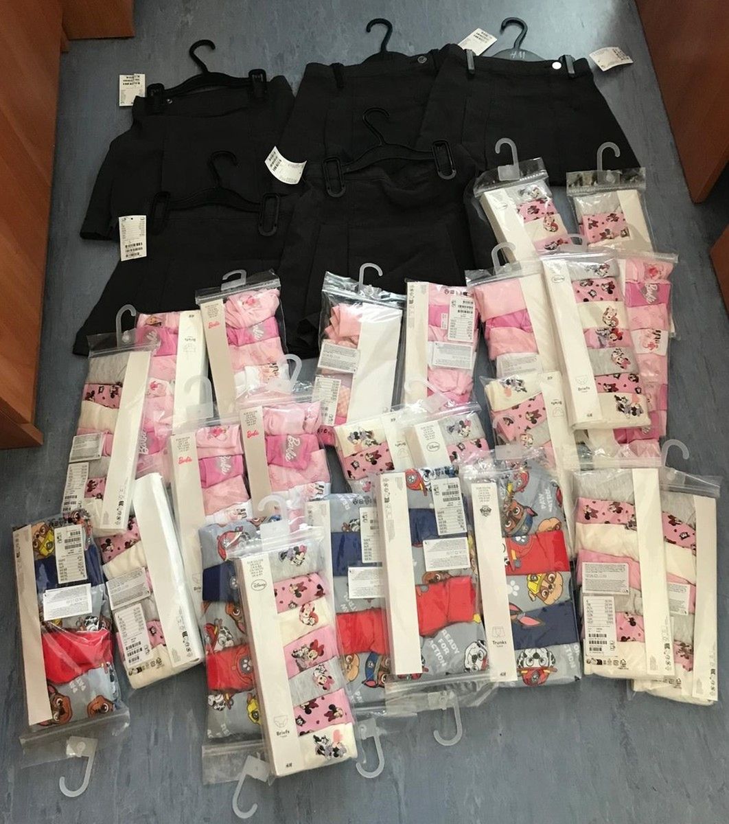 Kradł majtki dziecięce i ubrania, a wszystko chował w płaszczu!