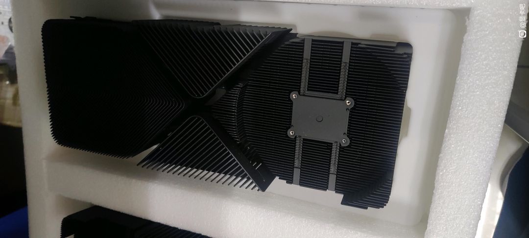GeForce RTX 4000 - chłodzenie