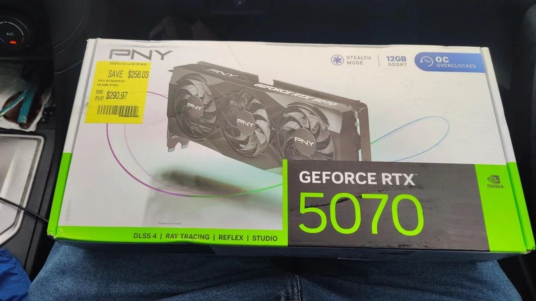 PNY GeForce RTX 5070 OC