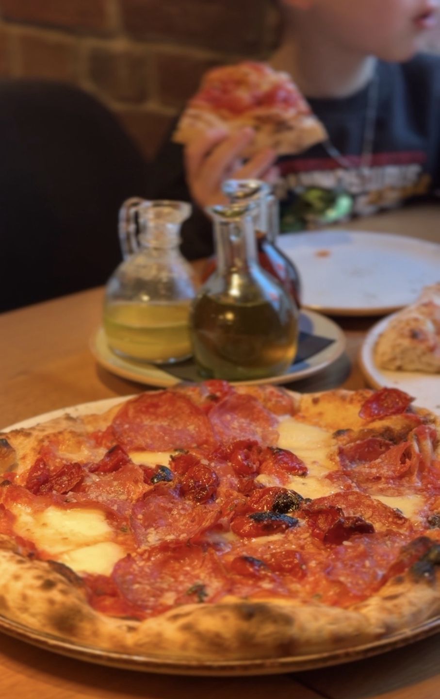 Pizza z restauracji Fyrtel