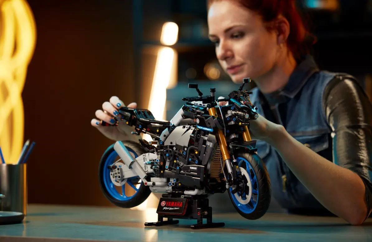 Lego Yamaha