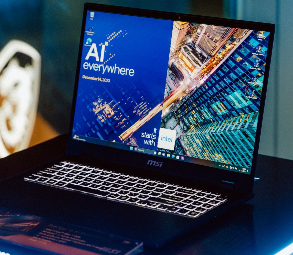 MSI Prestige 16 AI