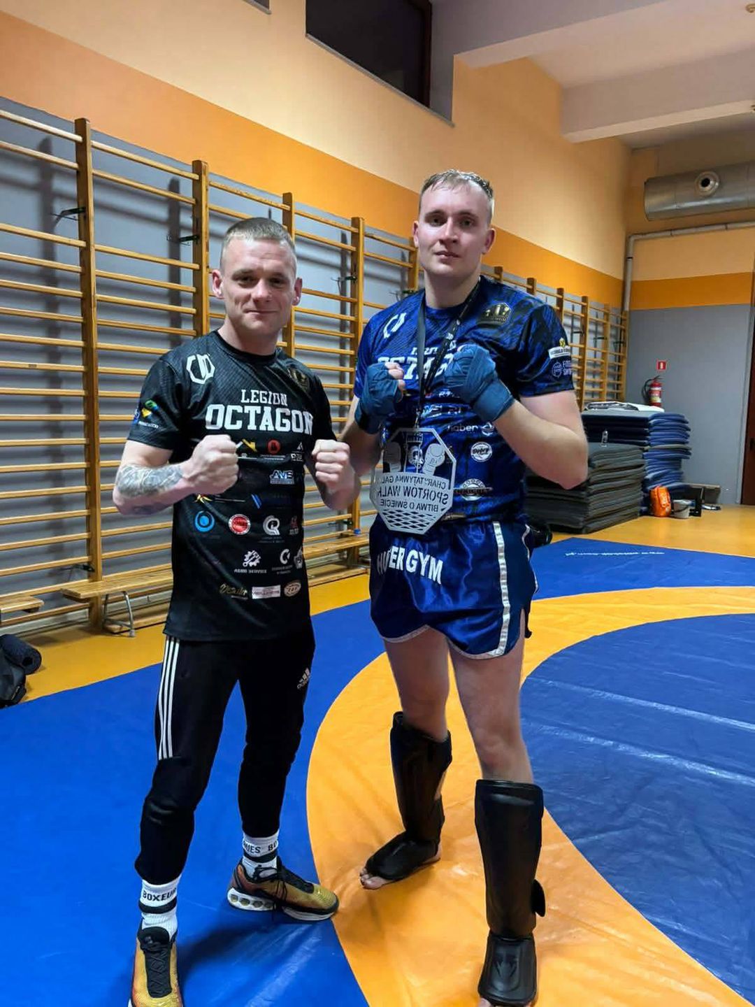 Zawodnicy Arena Fight Club 