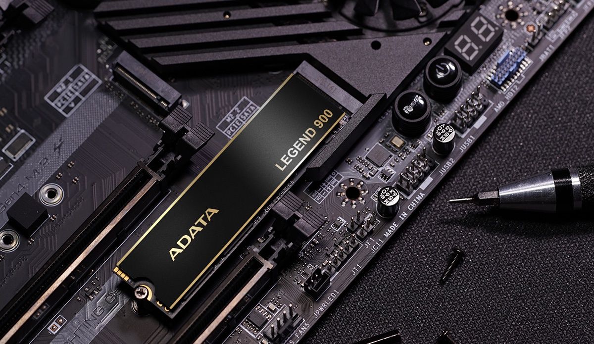 ADATA Legend 900