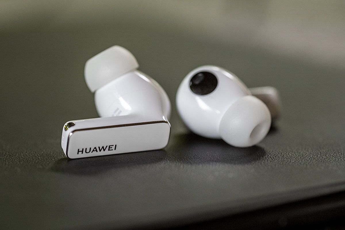 Słuchawki Huawei FreeBuds Pro 2 etui