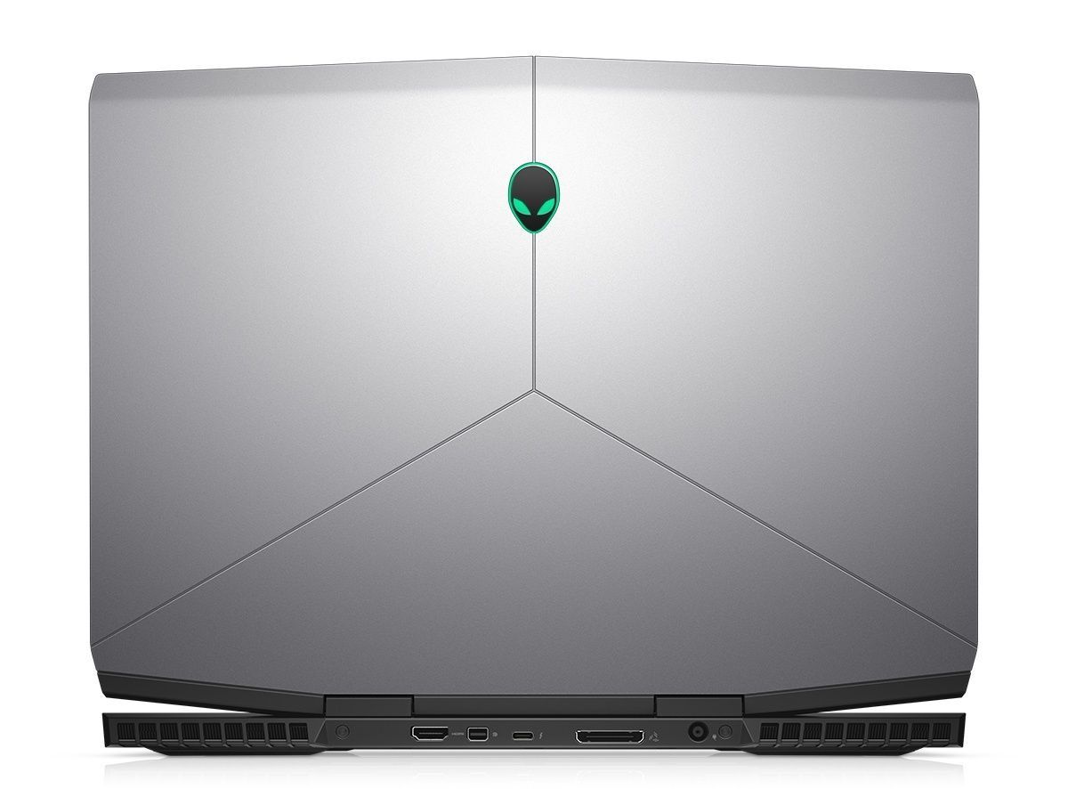 Alienware m15