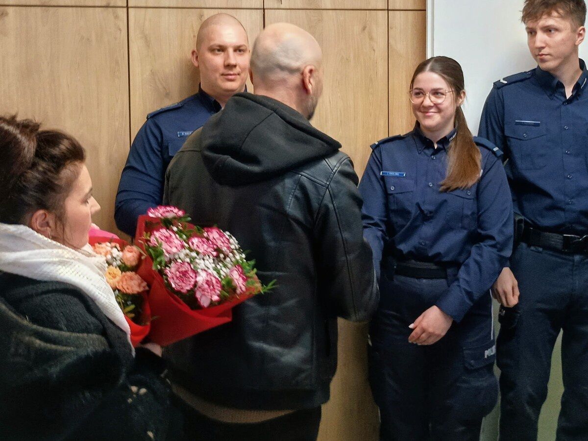 Podziękowania dla policjantów 