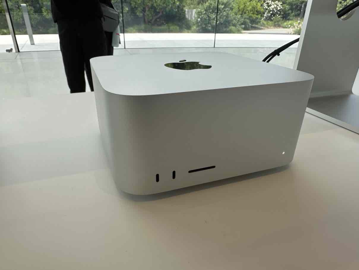 Mac studio