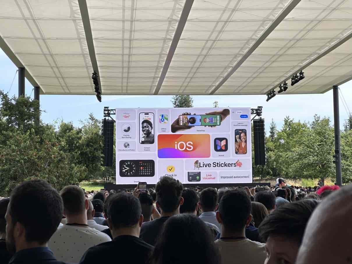 iOS 17