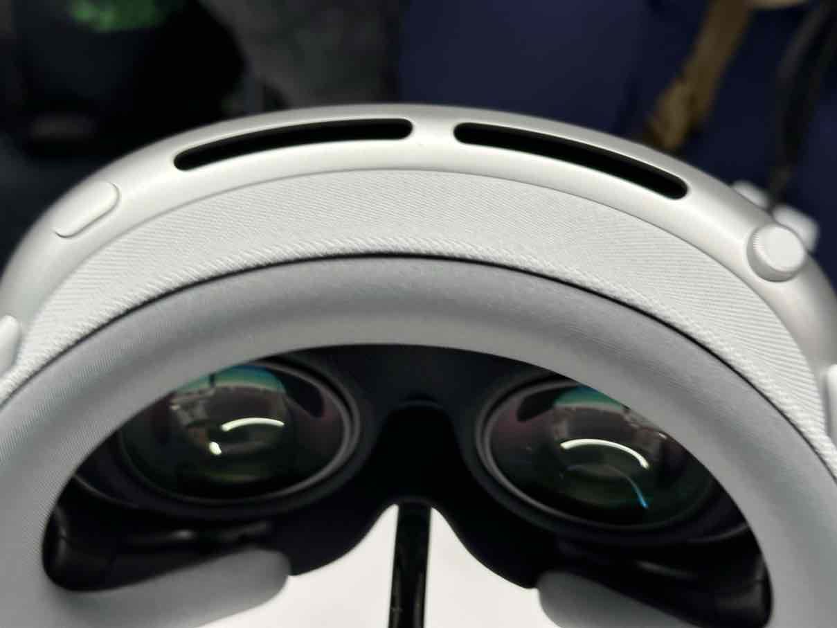vision pro ekran
