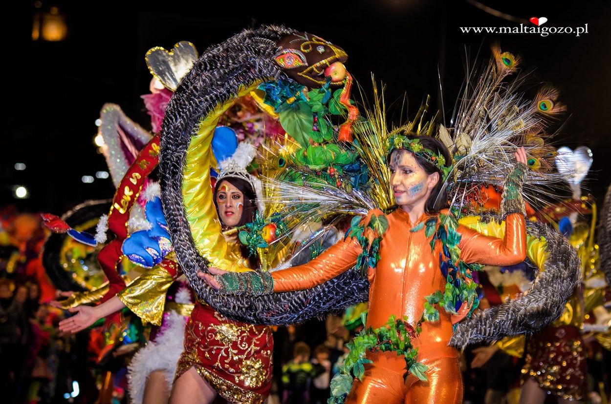 Dancing,In,International,Carnival,Of,Malta,(maltese,Carnival),,Malta,Island,
dancing,beauty,happy,float,scene,theatre,beautiful,theater,inter