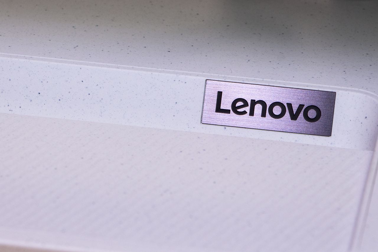 Lenovo IdeaCentre AIO 3-27 - logo lenovo