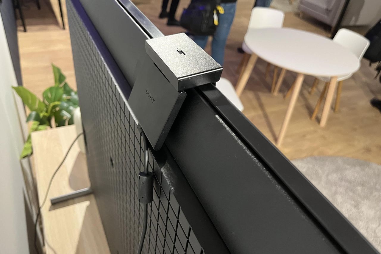 SONY BRAVIA line-up 2023 - kamera z tyłu