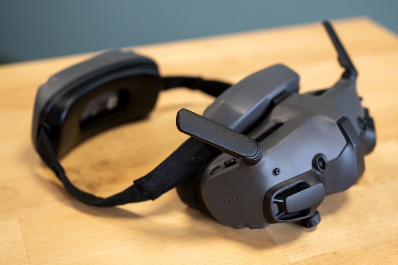 Dji Avata 2 - Dji Goggles 3, widok z przodu